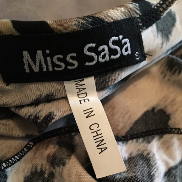 Miss SaSa Leopard print button down blouse - Picture 7 of 8